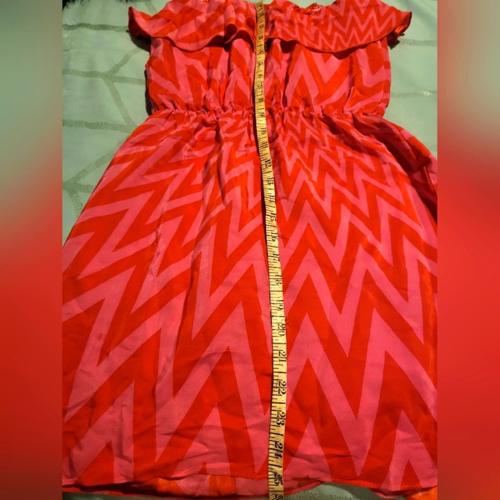 #46 Ruffled strapless dress - Picture 10 of 11